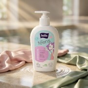 Płyn Bella for Teens Sensitive do higieny intymnej